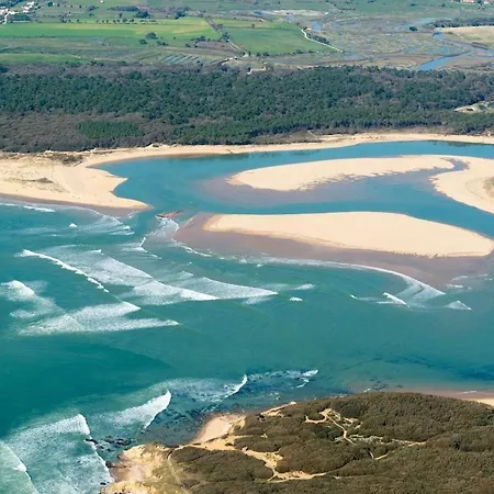 Hébergement de vacances Le Pied D'alouette Maison 8 Personnes, Village Vacances, Au Coeur D'un Golf 18 Trous, Accès Piscines Gratuit